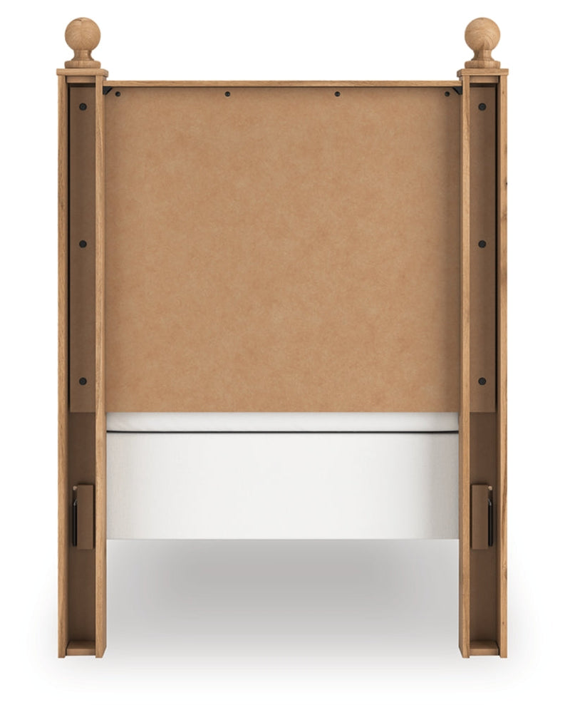 Galletyn Panel Bed