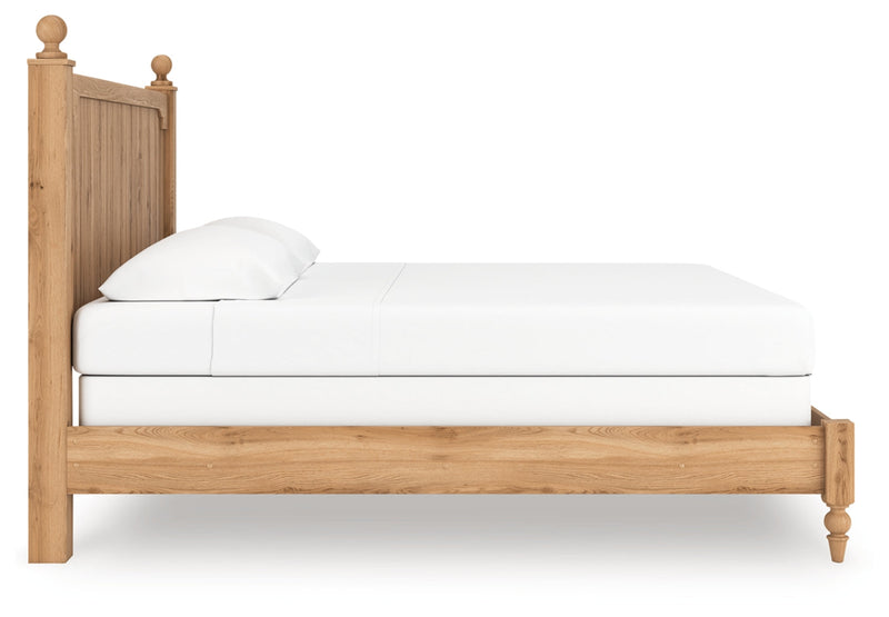 Galletyn Panel Bed
