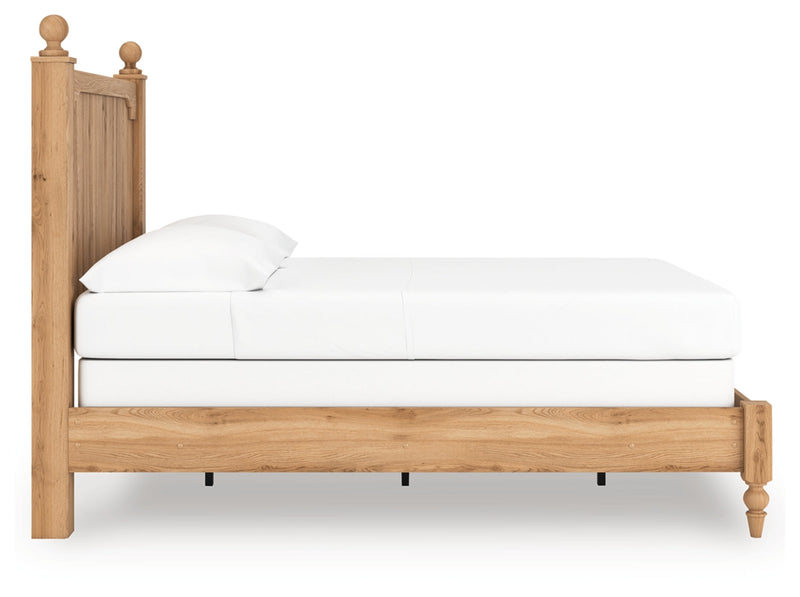Galletyn Panel Bed