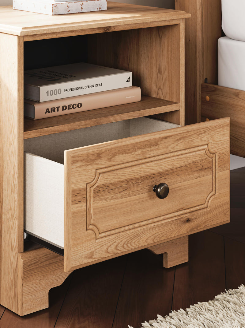 Aleaport Bedroom Sets