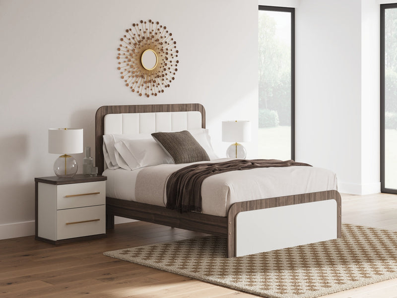 Mazilar Upholstered Bed