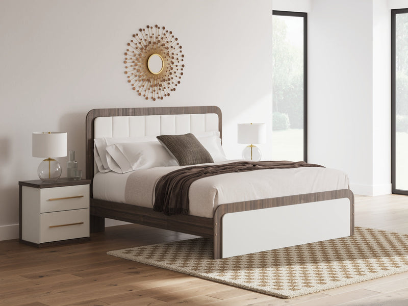 Mazilar Upholstered Bed