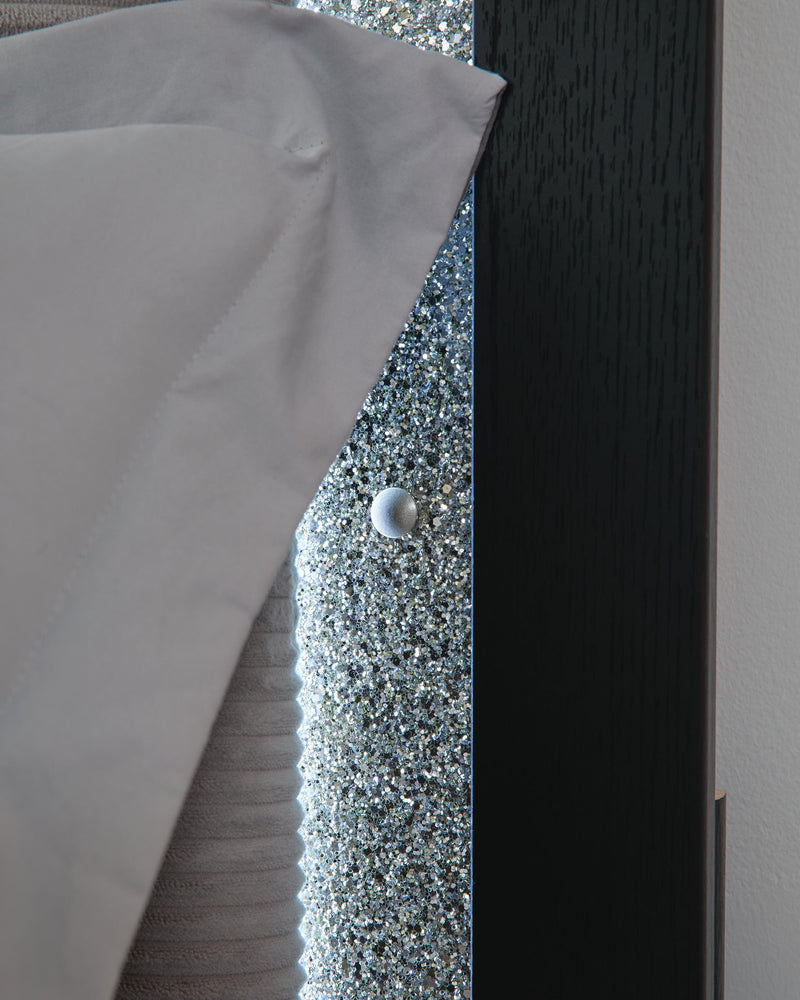 Raechalla UPH Panel Headboard