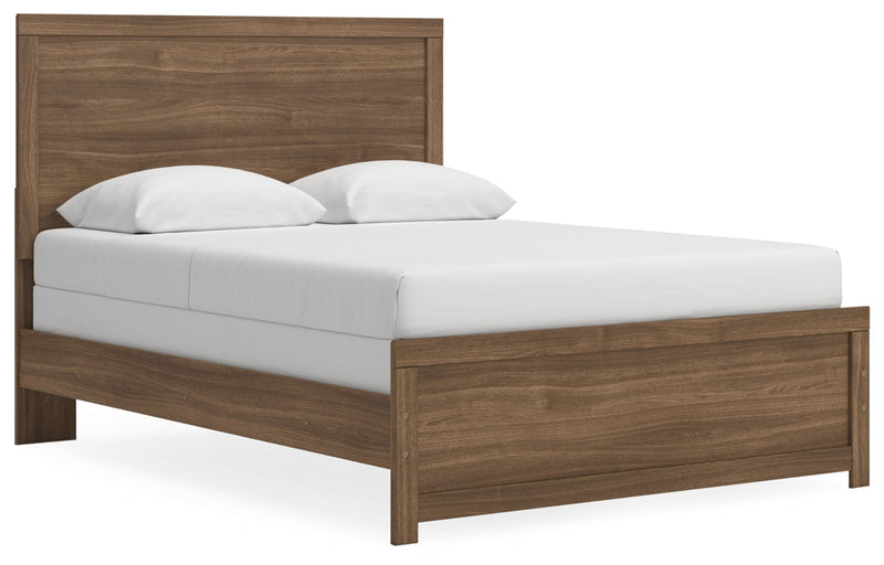 Jonnifer Bed Queen Panel Bed Auburn