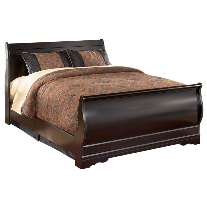 Huey Vineyard Sleigh Bed
