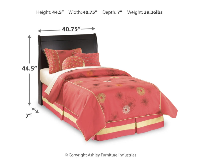 Huey Vineyard Sleigh Bed, Dresser, Mirror, Chest & Nightstand, Bedroom Set