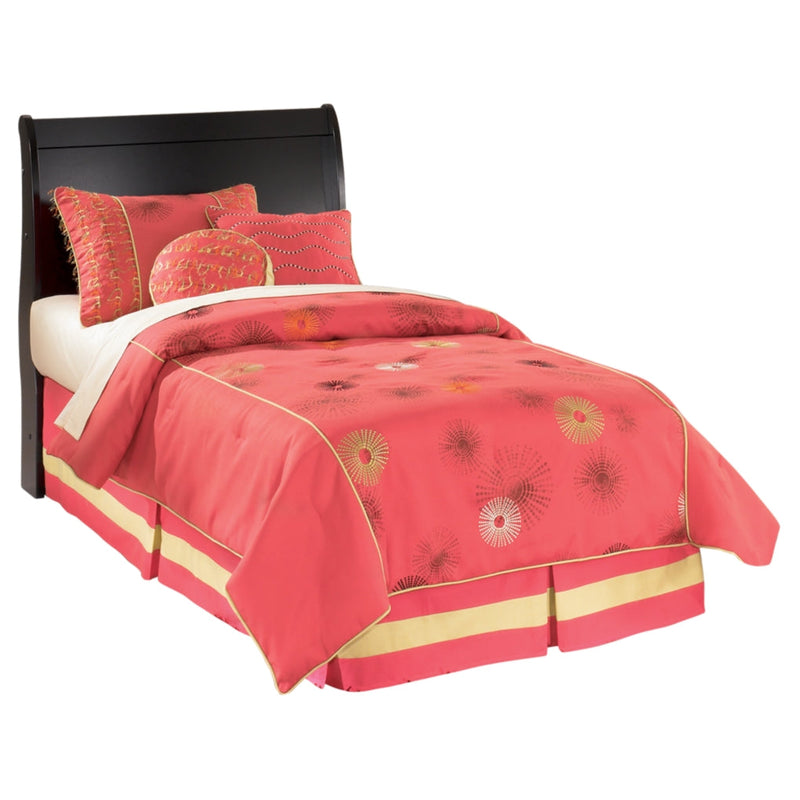 Huey Vineyard Sleigh Bed, Dresser, Mirror, Chest & Nightstand, Bedroom Set