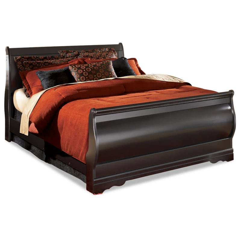 Huey Vineyard Sleigh Bed, Dresser, Mirror, Chest & Nightstand, Bedroom Set