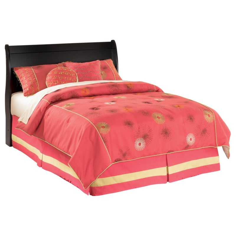 Huey Vineyard Sleigh Bed, Dresser, Mirror, Chest & Nightstand, Bedroom Set