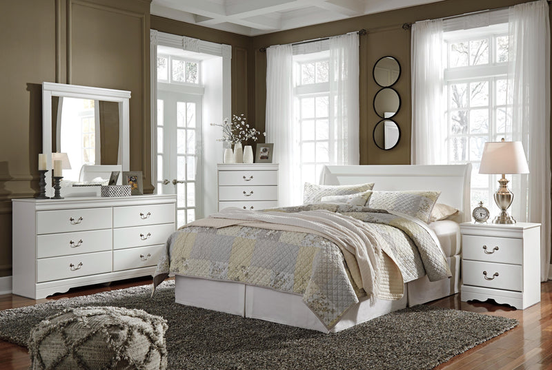 Anarasia Mirrored Dressers