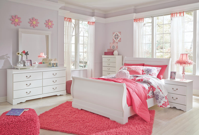 Anarasia Bedroom Sets