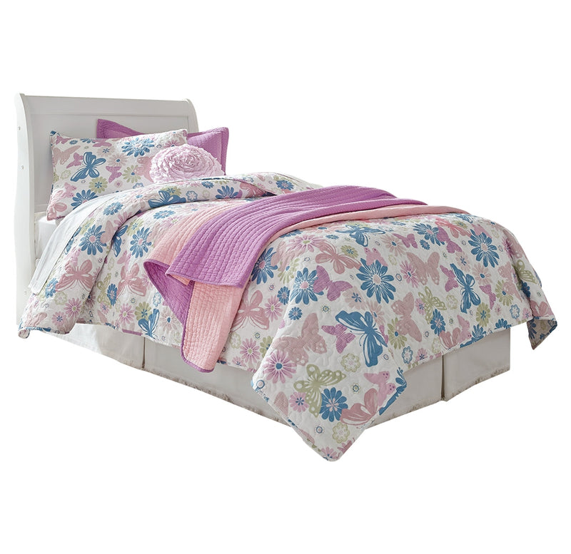 Anarasia Sleigh Bed, Dresser, Mirror, Chest & Nightstand, Bedroom Set