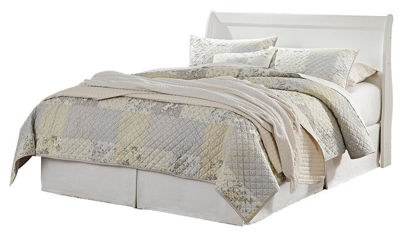 Anarasia Bedroom Sets