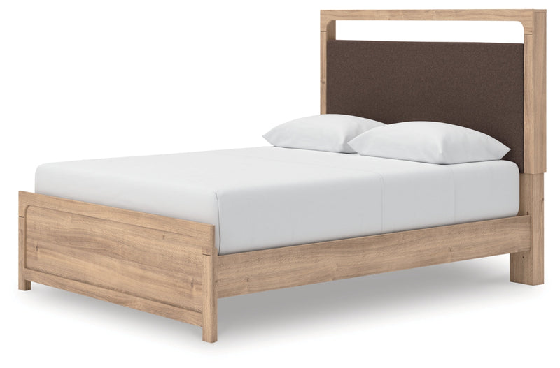 Hollymount Upholstered Bed