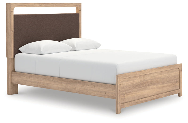 Hollymount Upholstered Bed