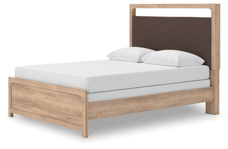 Hollymount Upholstered Bed