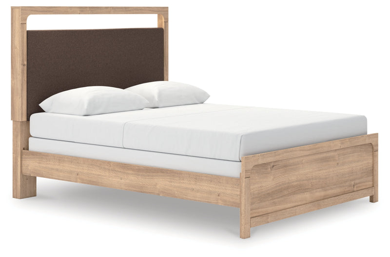 Hollymount Upholstered Bed