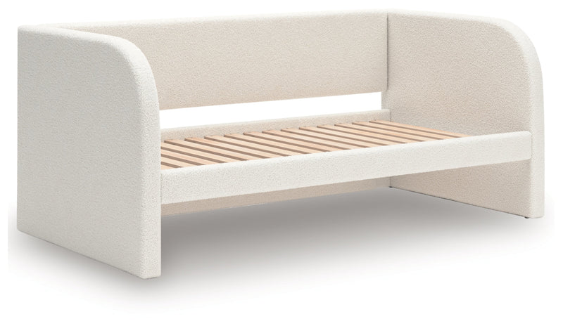 Shapella Upholstered Bed