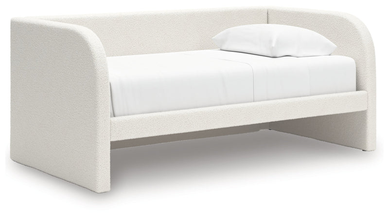 Shapella Upholstered Bed