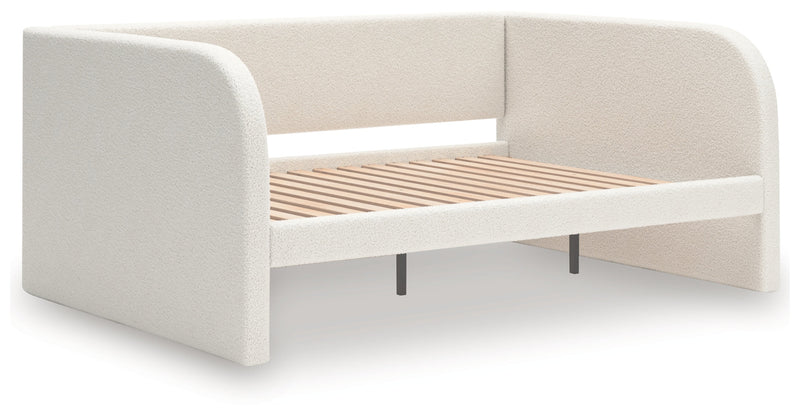 Shapella Upholstered Bed