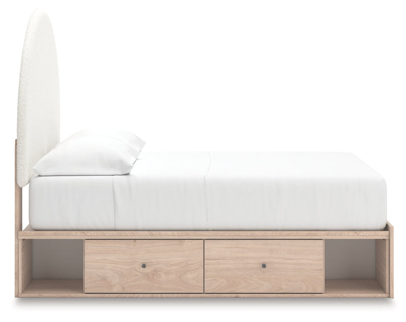 Shapella Upholstered Bed