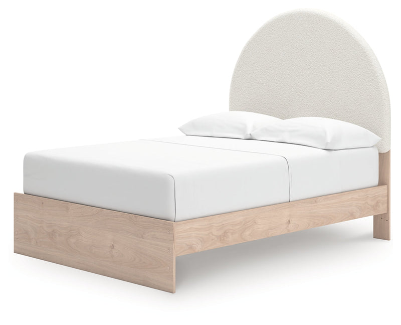 Shapella Upholstered Bed