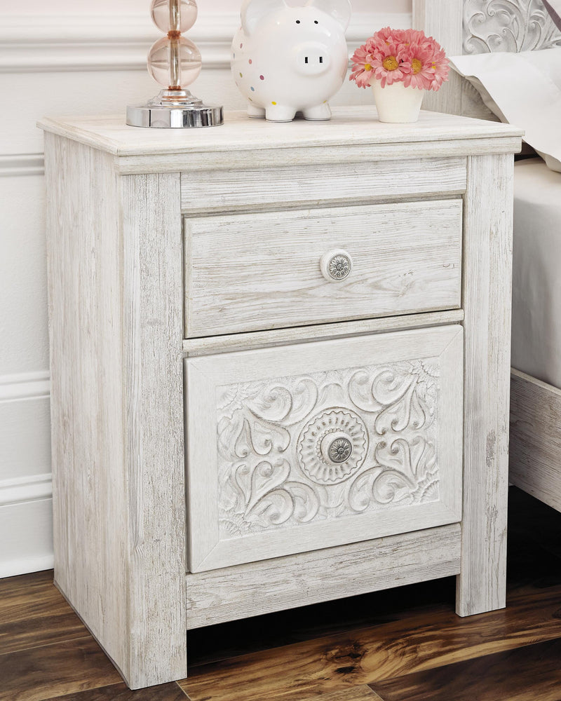 Paxberry Bedroom Sets
