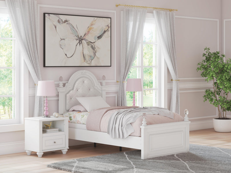 Maylilly Beds