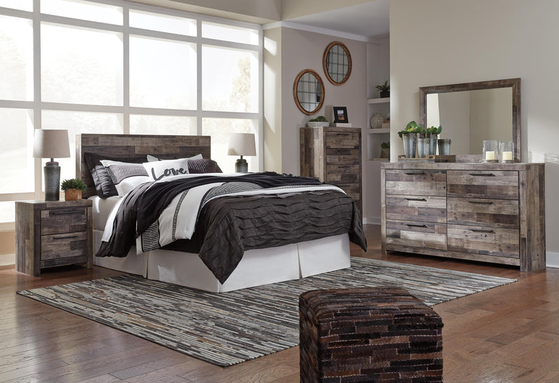Derekson Bedroom Sets