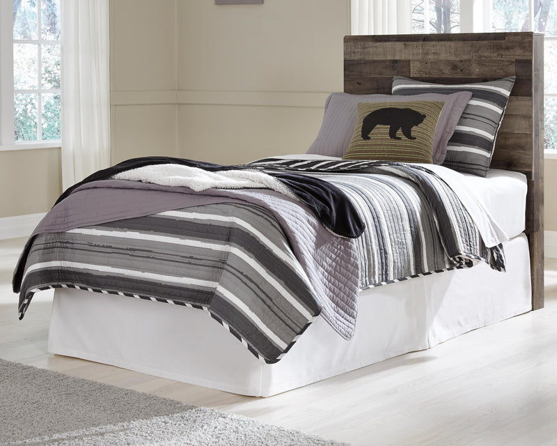 Derekson Bedroom Sets