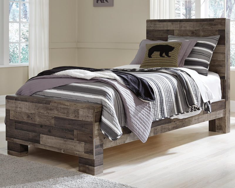 Derekson Bedroom Sets