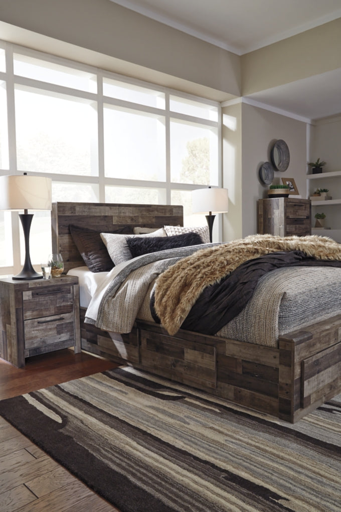 Derekson Panel Bed