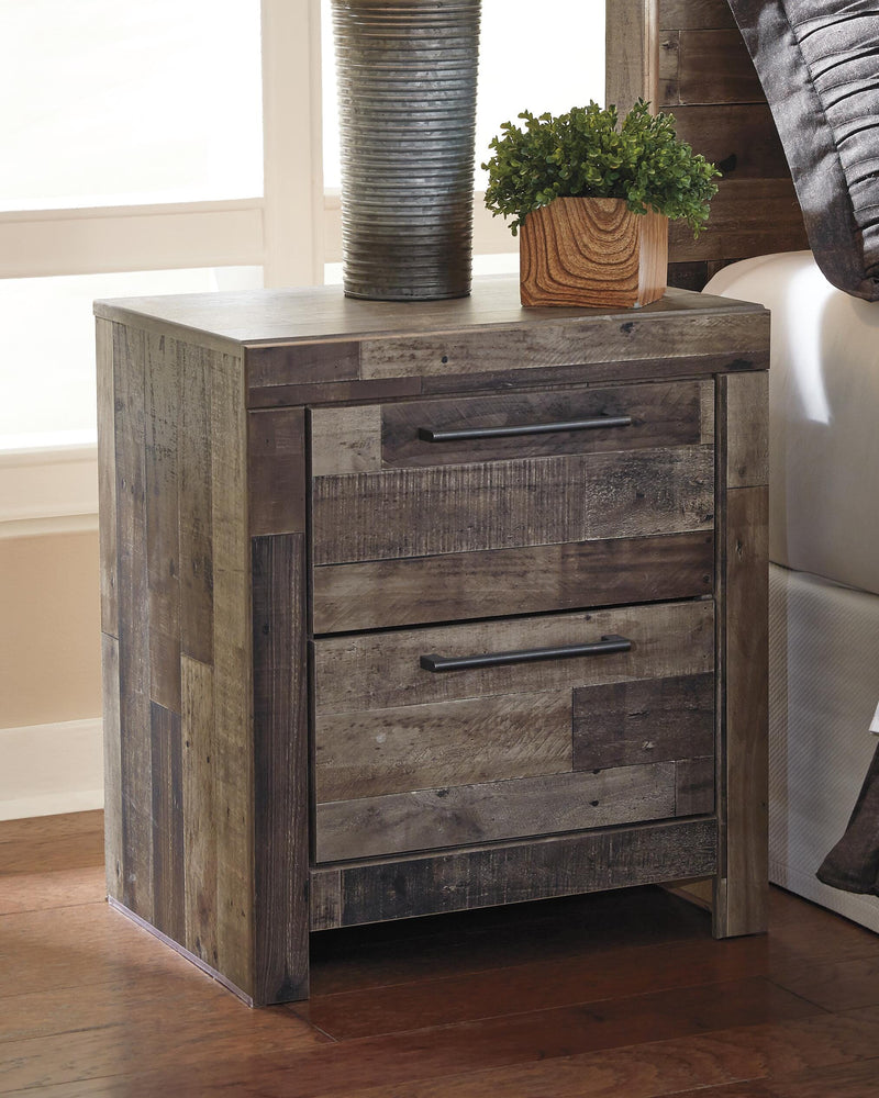 Derekson Bedroom Sets