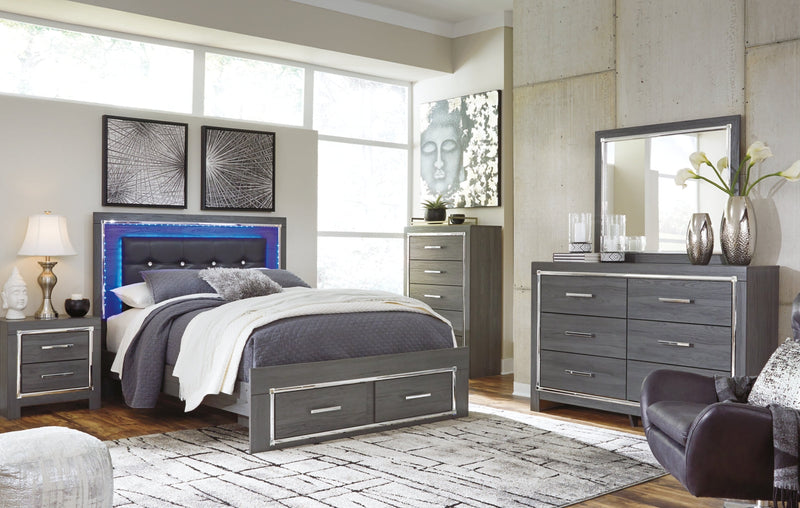 Lodanna Panel Bed