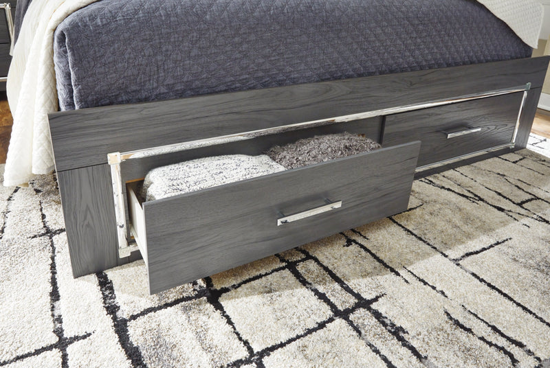Lodanna Panel Bed