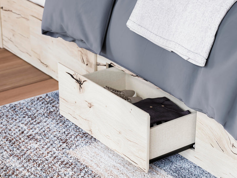 Lawroy Panel Bed