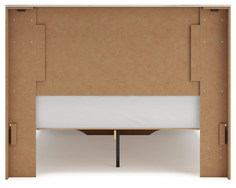 Lawroy Panel Bed