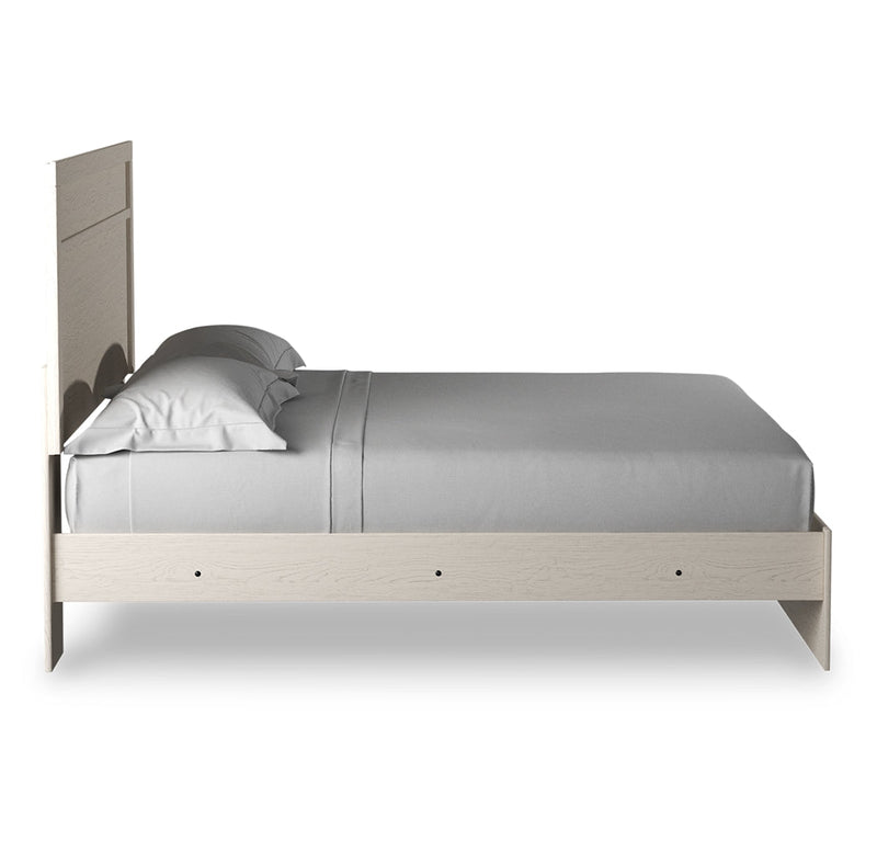 Stelsie Panel Bed