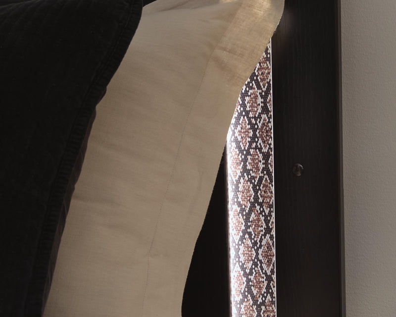 Shoralli Panel Bed
