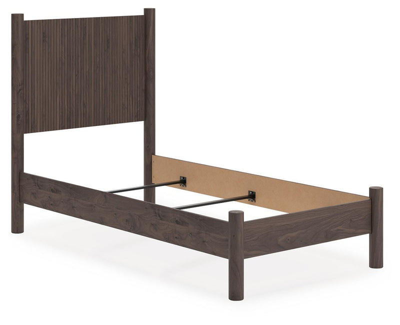 Pamytta Bedroom Sets