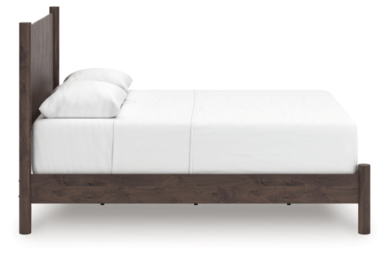 Cadmori Panel Bed