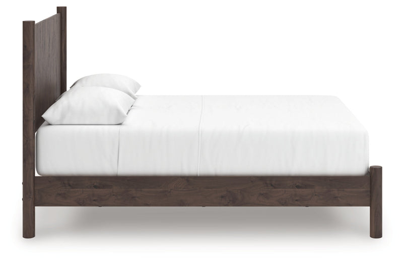 Cadmori Panel Bed