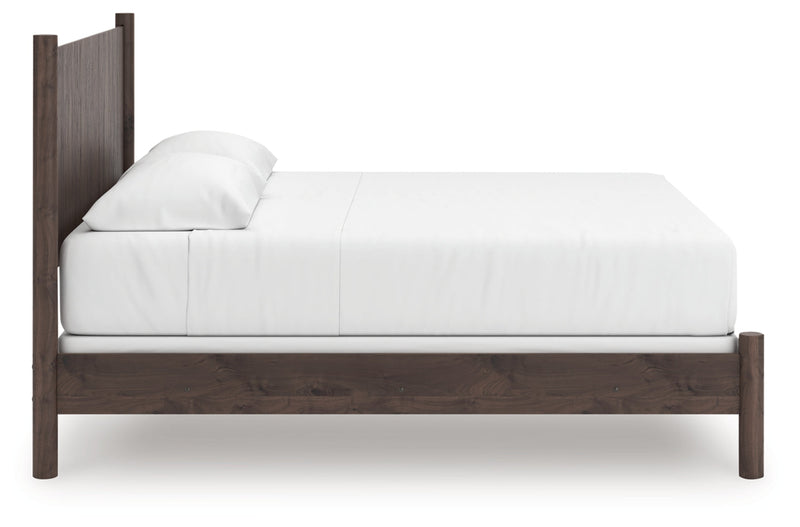 Cadmori Panel Bed