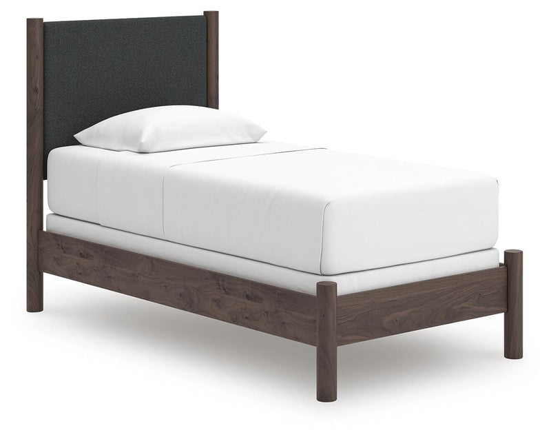 Pamytta Bedroom Sets