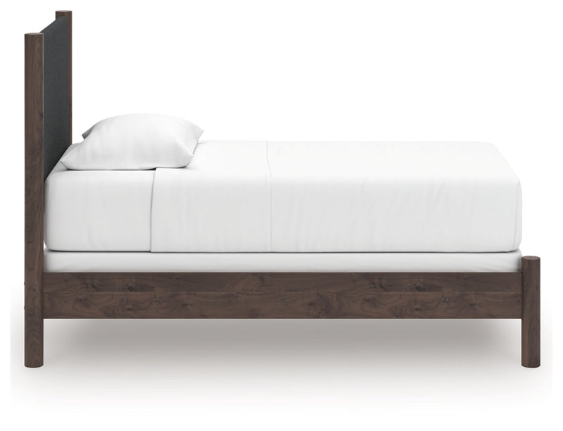 Cadmori Panel Bed