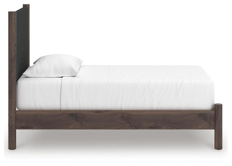 Pamytta Bedroom Sets