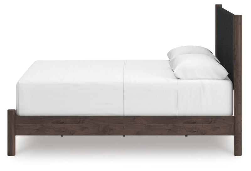 Cadmori Panel Bed