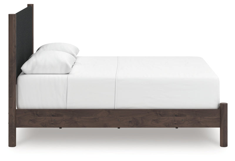 Cadmori Panel Bed