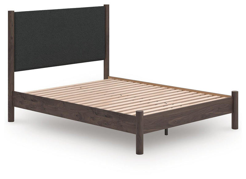 Pamytta Bedroom Sets