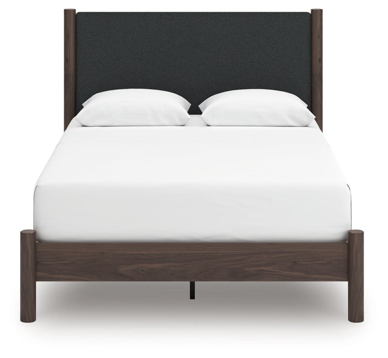 Cadmori Panel Bed